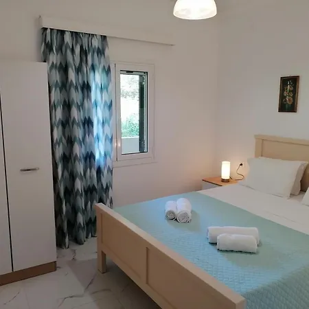 Nikos Gialos Country house *