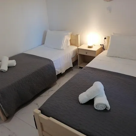 Nikos Gialos Country house Karousades (Esperies)