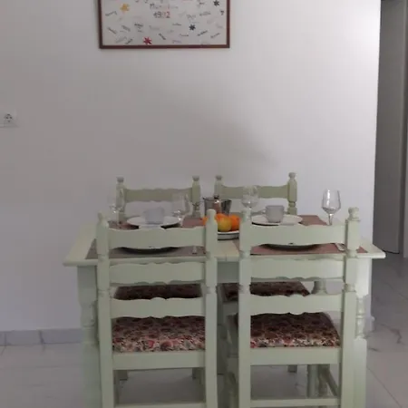 Nikos Gialos Country house